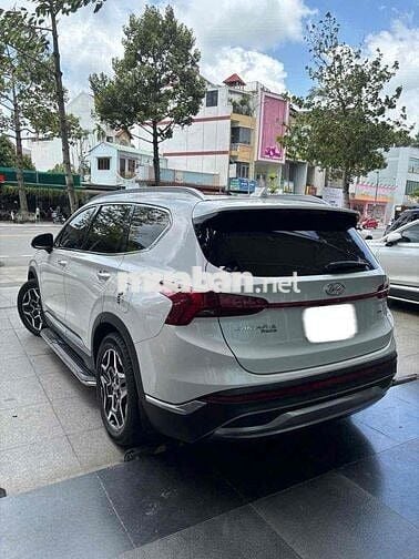 Hyundai SantaFe Cao cấp 2.5L HTRAC sản xuất 2022