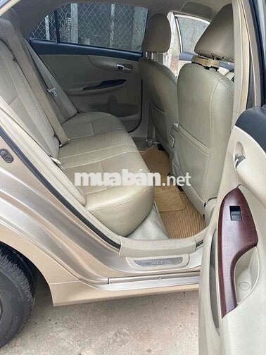 Toyota Altis 2011 1.8 Tự động Vàng cát
