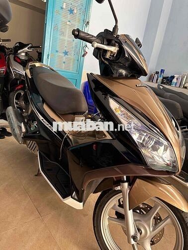 Honda Air Blade 125 Nâu đen đã sử dụng