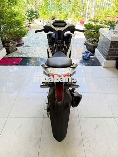 Winner V3 2022 Trắng