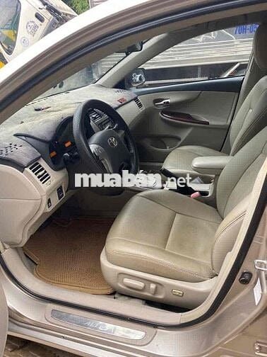Toyota Altis 2011 1.8 Tự động Vàng cát