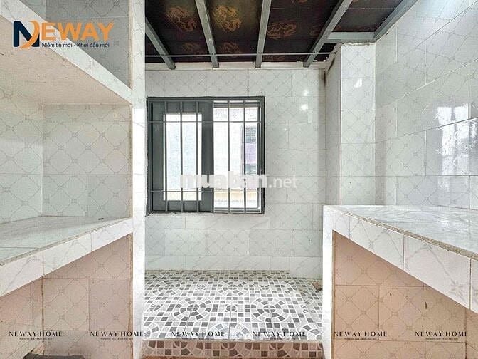 ĐI BỘ QUA 624 Âu Cơ CHỈ 2P , SẴN MÁY LẠNH VÀ CỬA SỔ TRỜI, BAN CÔNG LỚN