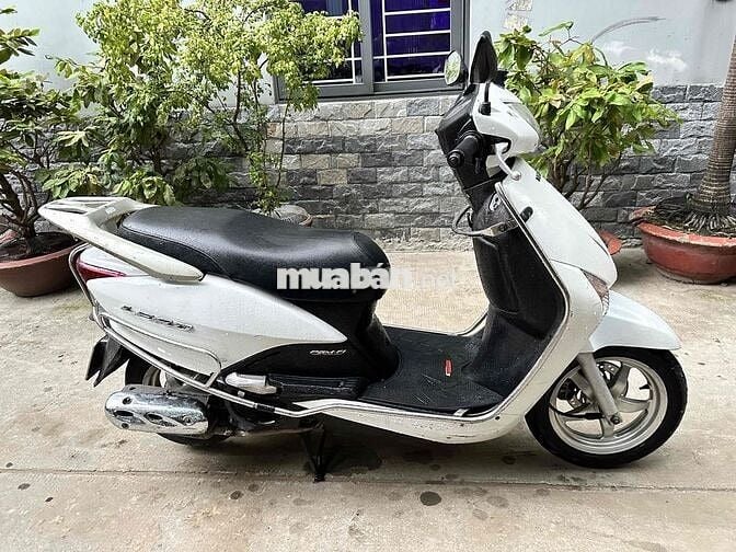 Honda Lead Trắng ngay chủ biển số đẹp.Fi máy ok