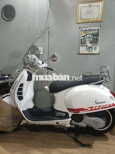 Piaggio Vespa GTS 125cc 2017 Trắng 109 km