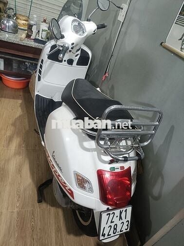 Piaggio Vespa GTS 125cc 2017 Trắng 109 km