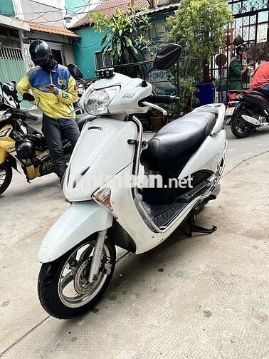 Honda Lead Trắng ngay chủ biển số đẹp.Fi máy ok