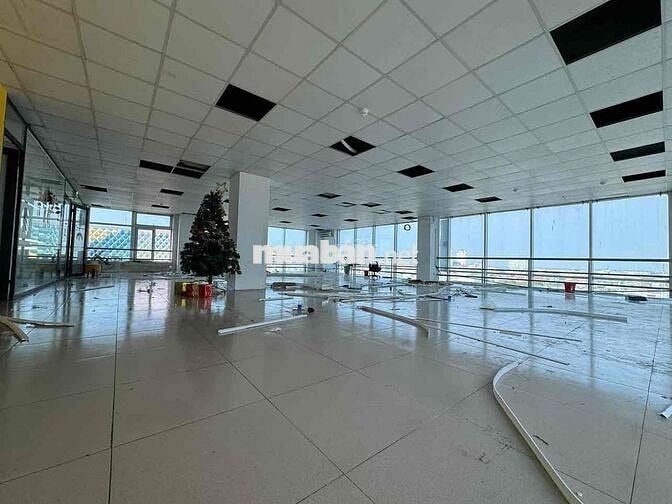 Cho Thuê 250m2 sàn trống suốt ngay Bà Triệu Tp Huế🔥
