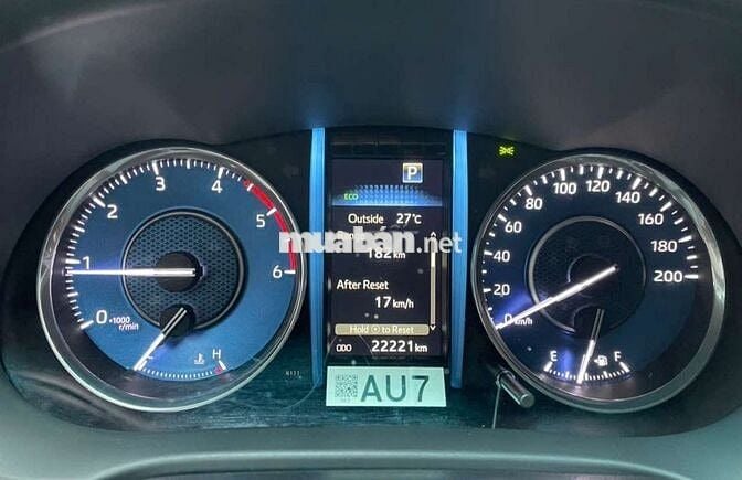 Toyota Fortuner 2024, sơn zin 100%, 22 ngàn km