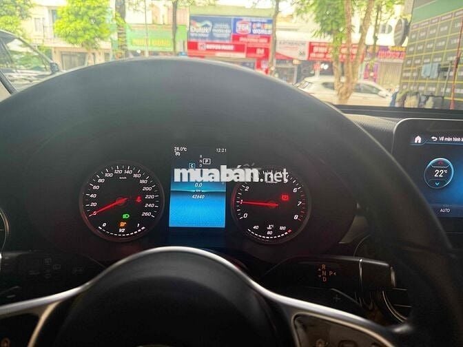 Mercedes-Benz GLC 200 2020 Trắng 40000 km