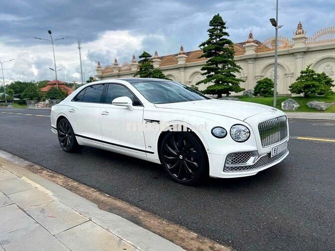 Bentley Flying Spur First Edition 2021 Trắng