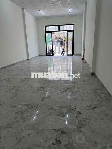 CHO THUÊ NHÀ BÀ ĐIỂM 5x28m Hợp làm vp cty . Bán olay . may mặt , cắt v