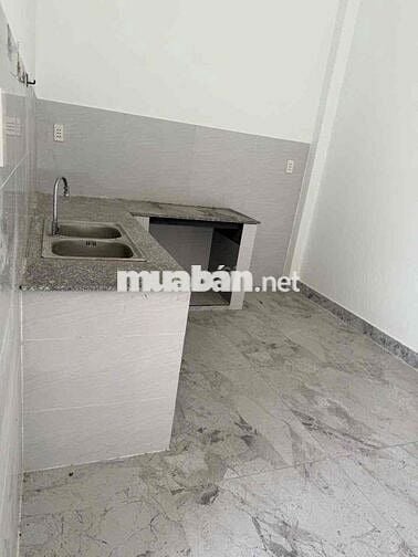 CHO THUÊ NHÀ BÀ ĐIỂM 5x28m Hợp làm vp cty . Bán olay . may mặt , cắt v