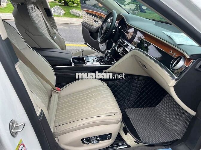 Bentley Flying Spur First Edition 2021 Trắng