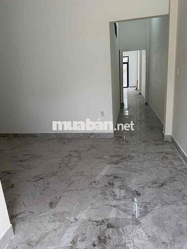 CHO THUÊ NHÀ BÀ ĐIỂM 5x28m Hợp làm vp cty . Bán olay . may mặt , cắt v