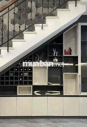 256 CHO THUÊ NHÀ 3 TẦNG XÂY MỚI 96M² – 3PN 4WC, SÂN Ô TÔ 20M²