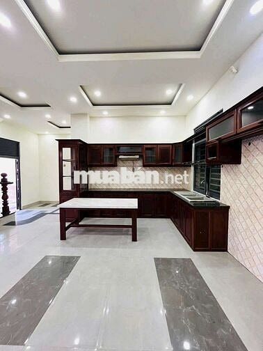 CHO THUÊ BIỆT THỰ 2 LẦU DTSD 500m2 SẴN NỘI THẤT HƯNG PHÚ CTY8 GIÁ 20TR