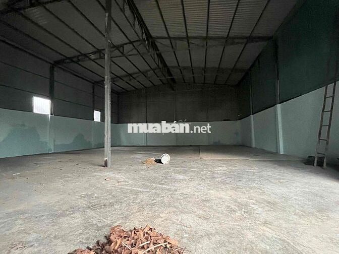 Cho thuê xưởng 300m2 tại Đông Hoà - Dĩ An
