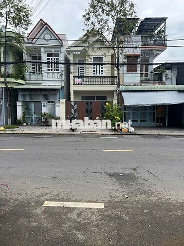 Cho thuê nhà mặt tiền Đồng Văn Cống