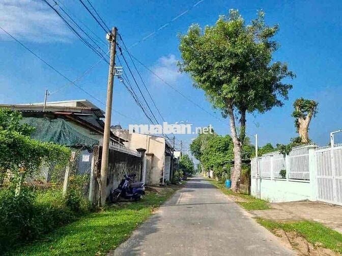 Bán lô đất 500m2(10x50) sẵn 150m2 thổ cư để trả nợ ,NH hỗ trợ cho vay