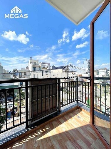 CĂN HỘ BAN CÔNG - RỘNG 30M2 - NGAY CÔNG VIÊN LÀNG HOA - NHÀ MỚI