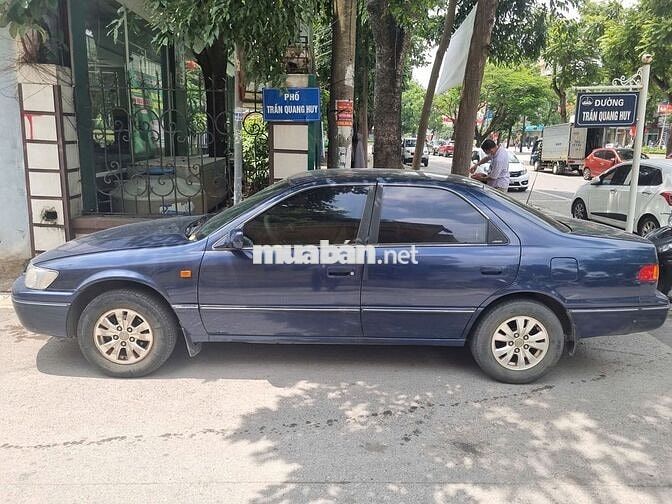 Toyota Camry 2002 Xanh