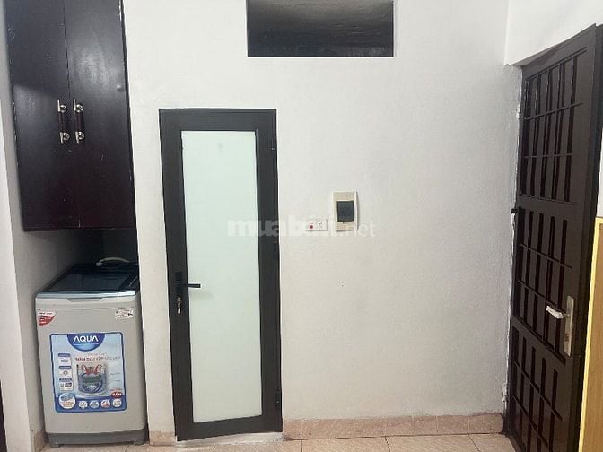 Cho thuê căn ccmini khu vực Nguyễn Khánh toàn, cầu giấy 