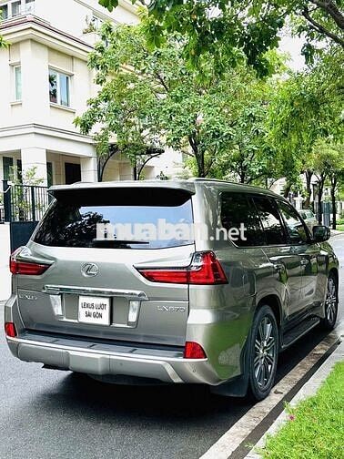 Lexus LX570 2016 Xám Nhập chính hãng