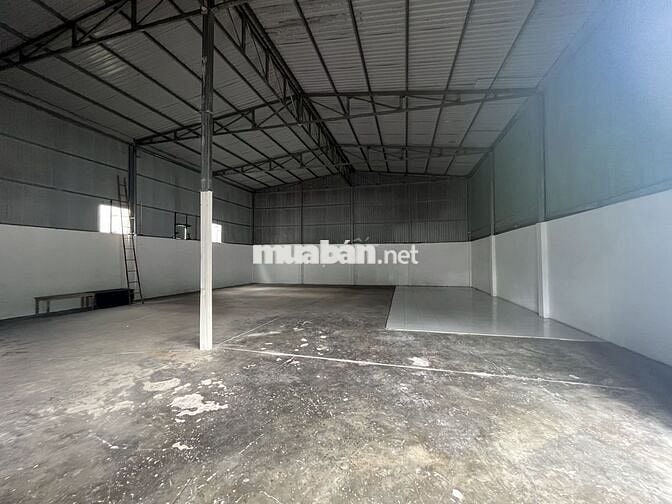 CHO THUÊ XƯỞNG 250M MẶT TIỀN NGUYỄN HỮU CẢNH ĐÔNG HOÀ DĨ AN