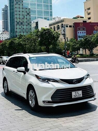 Toyota Sienna 2.5 Premium Hybrid nhập Mỹ  mới 99%