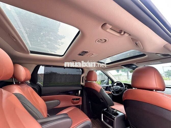 Kia Carnival Signature 2024 Xanh/Nâu 7 chỗ