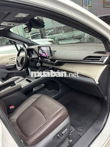 Toyota Sienna 2.5 Premium Hybrid nhập Mỹ  mới 99%