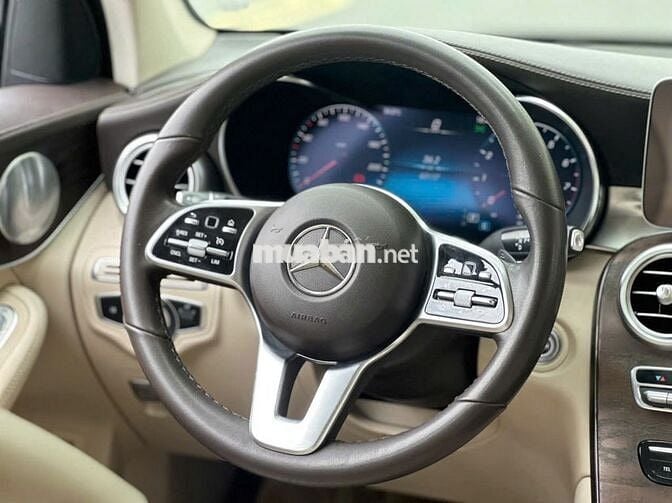 Mercedes-Benz GLC 200 4Matic 2020 Đen