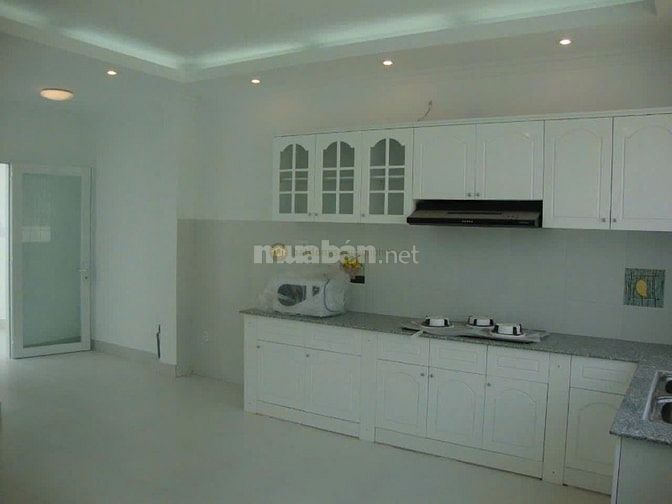 Cho thuê nhà MT Nguyễn Quý Đức với 4 tầng, gần 400m2 sàn ,nhà mới 65tr