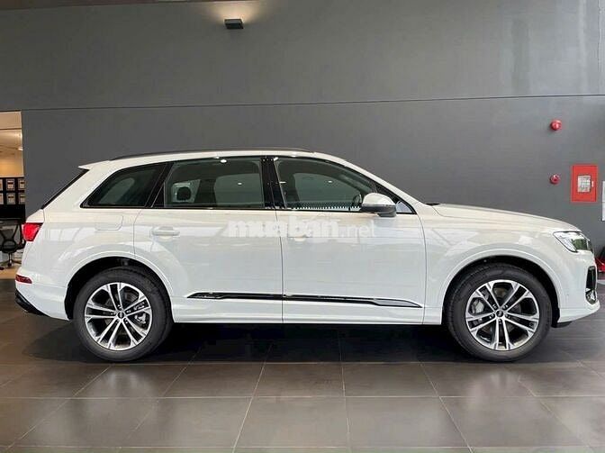 Audi Q7 45 TFSI Quattro S Line 2025 Trắng
