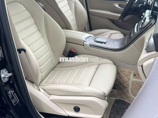 Mercedes-Benz GLC 200 4Matic 2020 Đen
