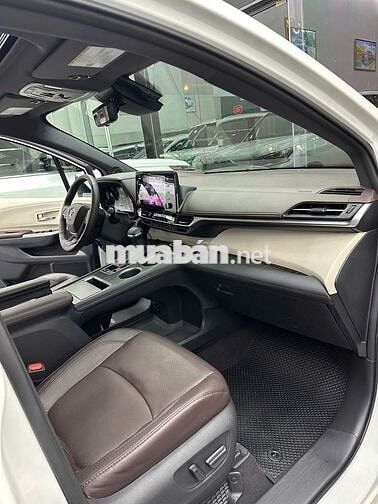 Toyota Sienna 2.5 Premium Hybrid nhập Mỹ  mới 99%