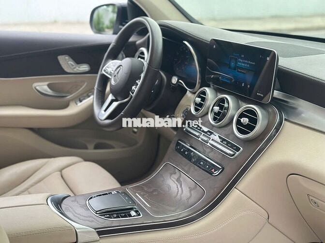 Mercedes-Benz GLC 200 4Matic 2020 Đen