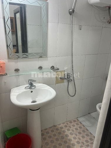 Cho thuê căn ccmini khu vực Nguyễn Khánh toàn, cầu giấy 