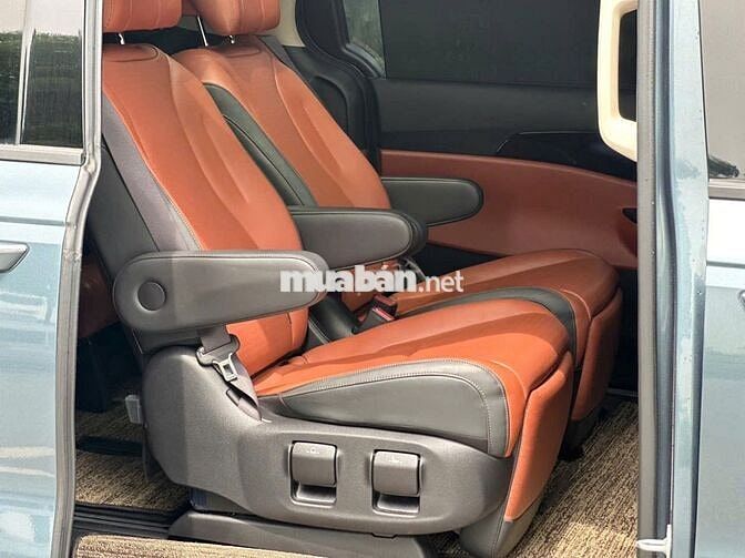 Kia Carnival Signature 2024 Xanh/Nâu 7 chỗ