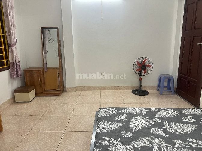 Cho thuê căn ccmini khu vực Nguyễn Khánh toàn, cầu giấy 