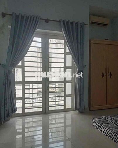 Cho thuê nhà trệt lầu gần sân vận động Đông Hòa