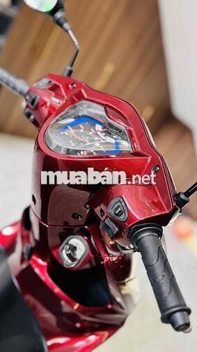 Honda Vision đỏ mâm bạc - BSTP chính chủ