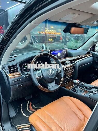 Lexus LX570 Super Plus 2016 40.000km Đen