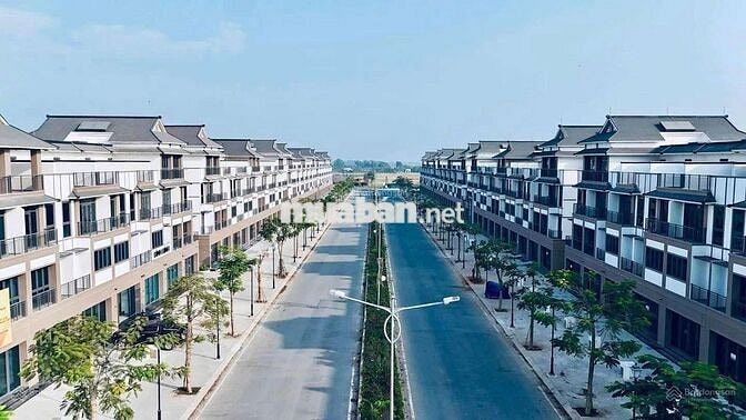 Cho thuê shophouse đẹp tại Imperia Grand Plaza Đức Hòa, 110m2