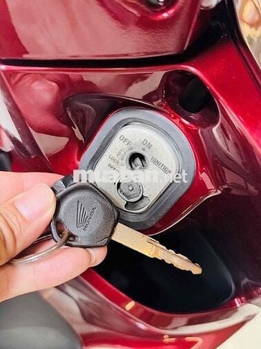 Honda Vision đỏ mâm bạc - BSTP chính chủ