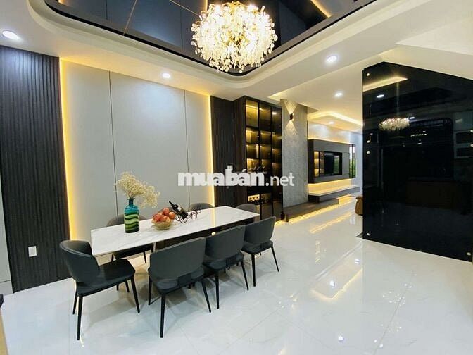 Bán Nhà Đẹp 4 Tầng Full Nội Thất, 90m², Thang Máy, Chỉ 16 Tỷ 5, Quận 7