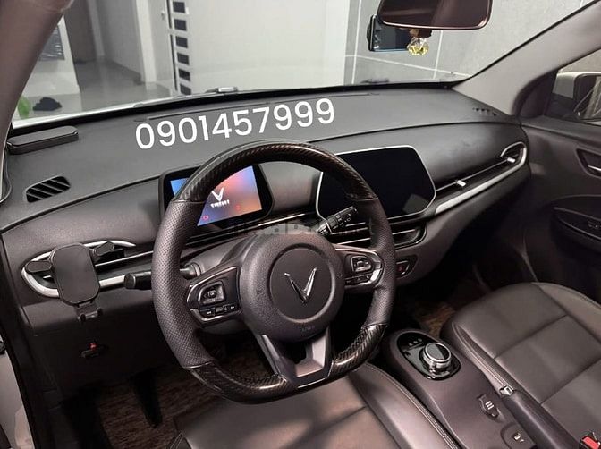 CHO THUÊ Ô TÔ VF3,VF5,LIMO,MPV7