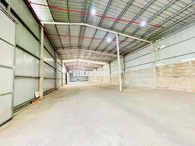 Cho thuê kho xưởng 780m2, pccc tự động, quận Bình Tân