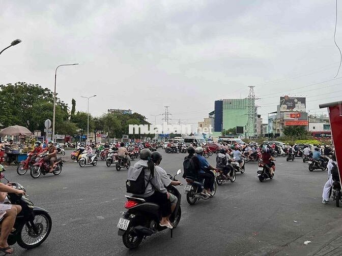 Nhà cho thuê Phường 13 Quận 6 Bà Hom ( Phường Phú Lâm)
