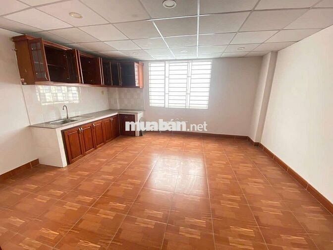 CHO THUÊ NHÀ MẶT TIỀN LÊ THỊ RIÊNG 1 TRỆT 3 LẦU, DT 5×20, CÓ 7PN,6WC